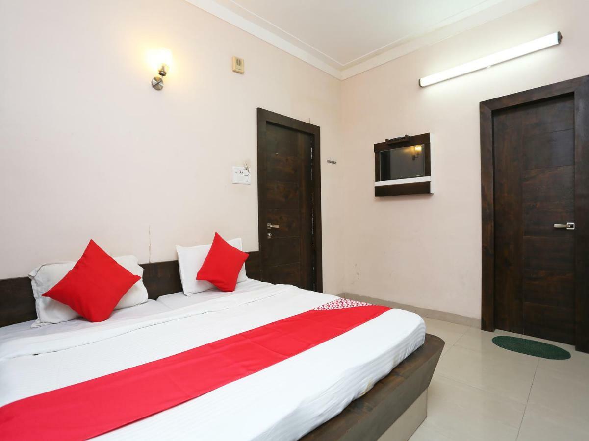 Oyo 29724 Hotel Kokila Resort 자발푸르 외부 사진